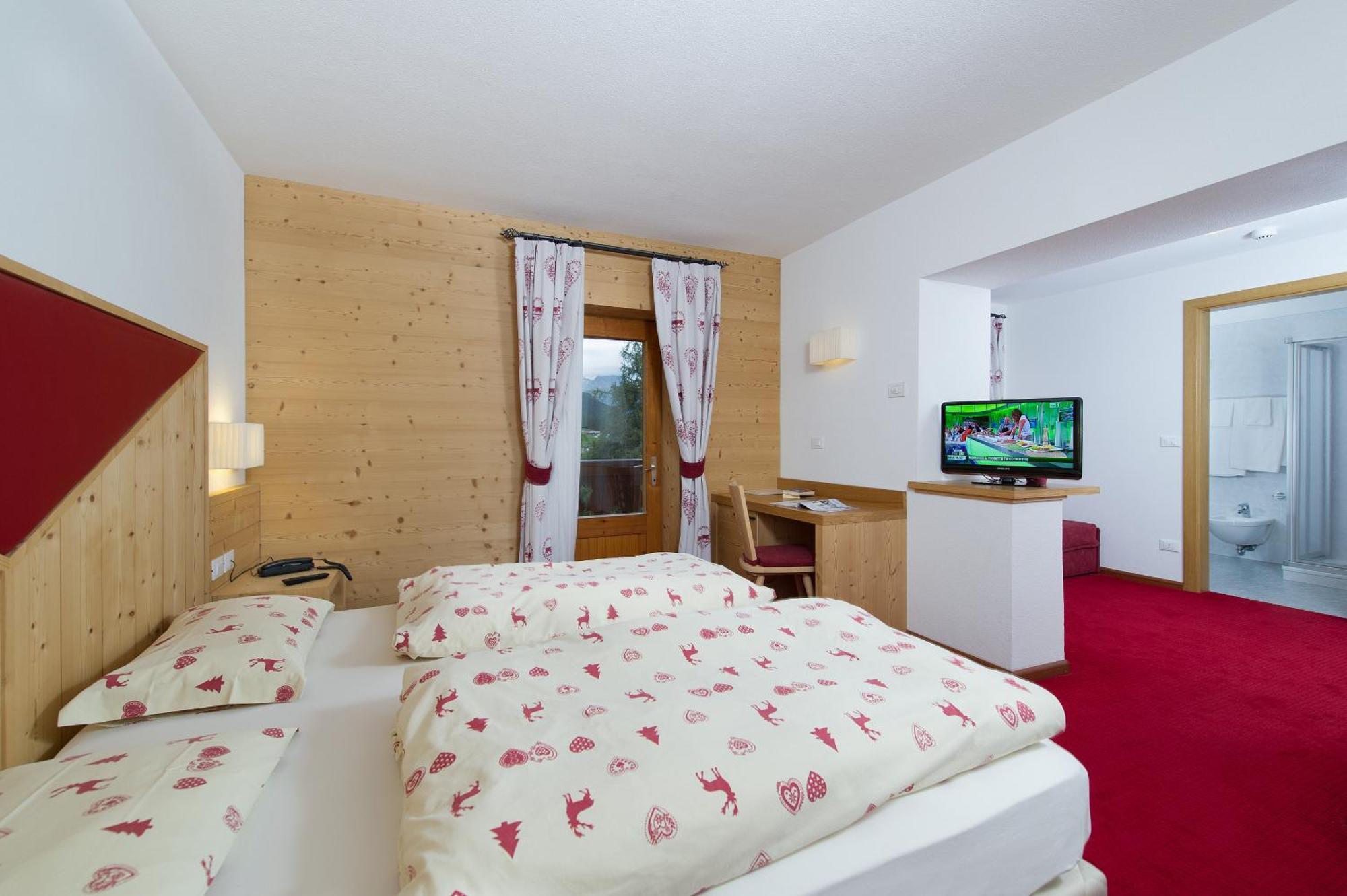 Hotel Gran Mugon Vigo di Fassa Chambre photo